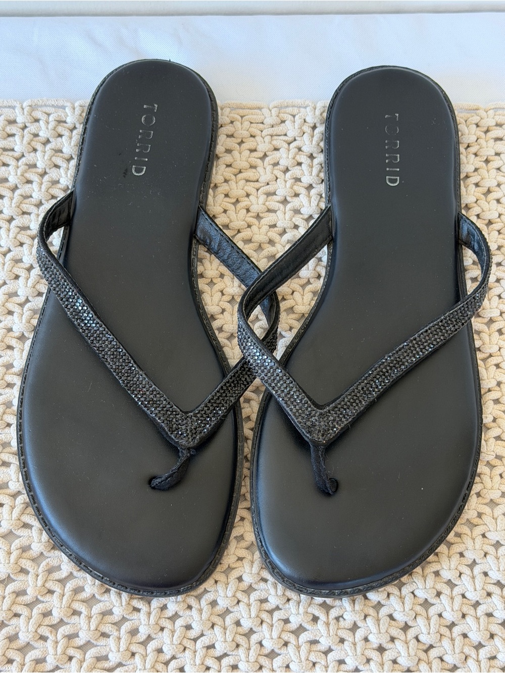 torrid Black Textured Strap Thong Sandals